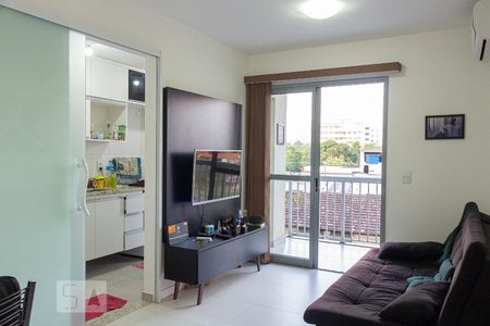 Sala de Apartamento com 2 quartos, 52m² Campo Grande