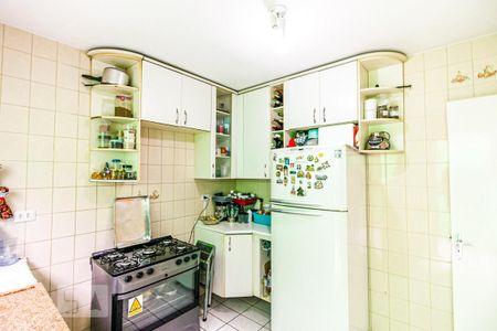 Casa à venda com 100m², 2 quartos e 1 vaga Casa à venda com 100m², 2 quartos e 1 vagaCozinha