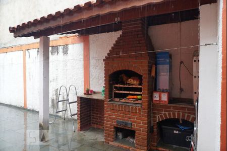 Casa à venda com 170m², 4 quartos e 1 vaga Casa à venda com 170m², 4 quartos e 1 vagaÁrea Gourmet