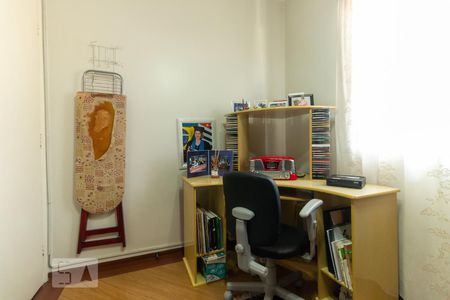 Quarto 2 de casa à venda com 3 quartos, 120m² em Vila Babilônia, São Paulo