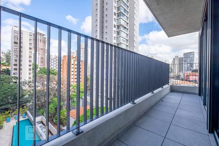 Sala - Varanda de apartamento para alugar com 1 quarto, 50m² em Jardim das Bandeiras, São Paulo