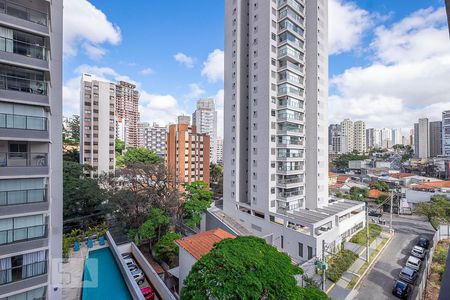 Sala - Varanda Vista de apartamento para alugar com 1 quarto, 50m² em Jardim das Bandeiras, São Paulo