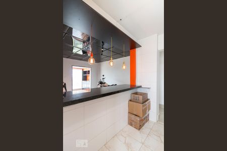 Apartamento à venda com 72m², 2 quartos e 2 vagasCozinha