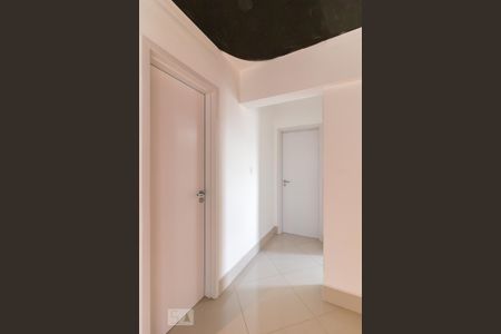 Apartamento à venda com 72m², 2 quartos e 2 vagasCorredor