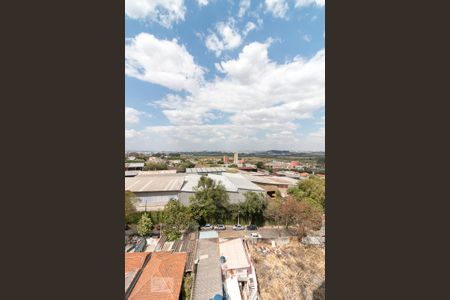 Apartamento à venda com 72m², 2 quartos e 2 vagasVista quarto 1