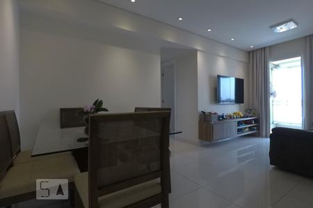 Sala de apartamento para alugar com 2 quartos, 63m² em Vila Suzana, São Paulo