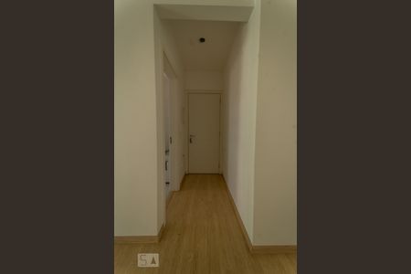Hall de Entrada de apartamento à venda com 2 quartos, 76m² em Empresarial 18 do Forte, Barueri
