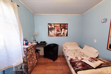 Quarto 1 de casa à venda com 4 quartos, 80m² em Guajuviras, Canoas