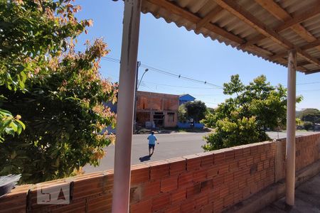 Casa à venda com 80m², 4 quartos e 1 vaga Casa à venda com 80m², 4 quartos e 1 vagaPátio