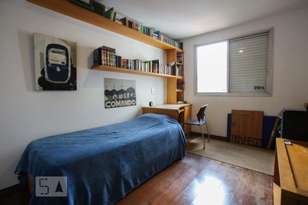 Apartamento à venda com 167m², 4 quartos e 2 vagasQuarto 2
