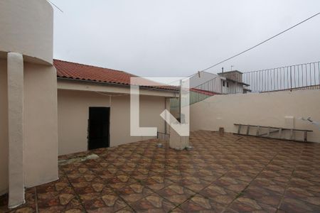 Casa à venda com 190m², 3 quartos e 2 vagas Casa à venda com 190m², 3 quartos e 2 vagasPatio