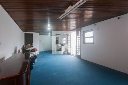 Casa à venda com 190m², 3 quartos e 2 vagas Casa à venda com 190m², 3 quartos e 2 vagasEspaço gourmet
