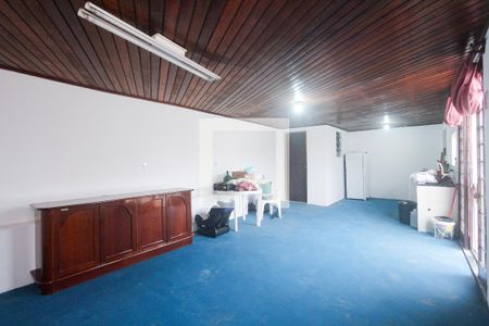 Casa à venda com 190m², 3 quartos e 2 vagas Casa à venda com 190m², 3 quartos e 2 vagasEspaço gourmet