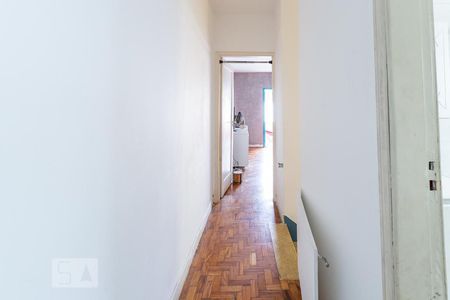 Casa à venda com 150m², 3 quartos e 1 vaga Casa à venda com 150m², 3 quartos e 1 vagaCorredor