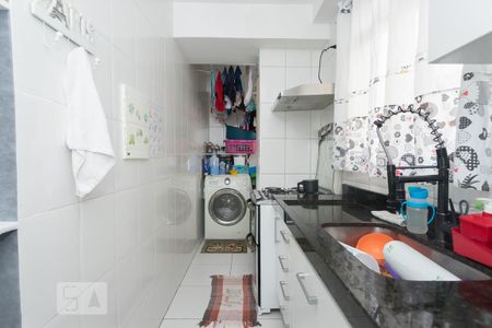 Apartamento à venda com 66m², 2 quartos e 1 vaga Apartamento à venda com 66m², 2 quartos e 1 vagaCozinha e Área de Serviço