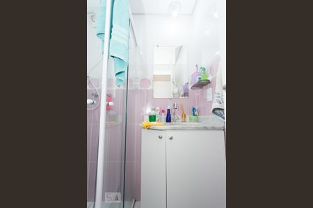 Apartamento à venda com 66m², 2 quartos e 1 vaga Apartamento à venda com 66m², 2 quartos e 1 vagaBanheiro