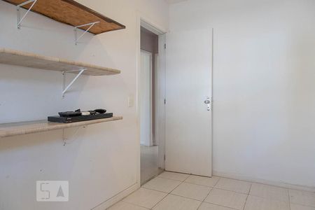 Casa de condomínio para alugar com 206m², 5 quartos e 3 vagasQuarto 1