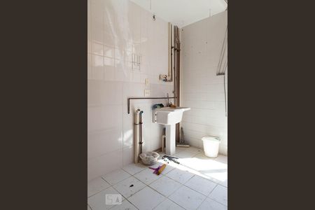 Casa de condomínio para alugar com 206m², 5 quartos e 3 vagasÁrea de serviço