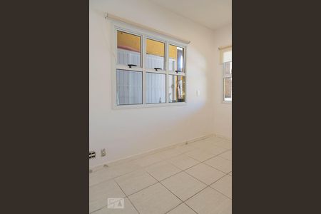 Casa de condomínio para alugar com 206m², 5 quartos e 3 vagasQuarto 1