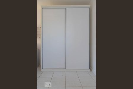 Casa de condomínio para alugar com 206m², 5 quartos e 3 vagasQuarto 2