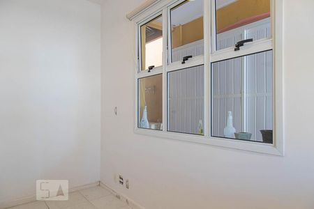 Casa de condomínio para alugar com 206m², 5 quartos e 3 vagasQuarto 1