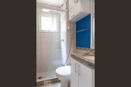 Casa de condomínio para alugar com 206m², 5 quartos e 3 vagasBanheiro social 2