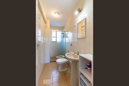 Banheiro da suíte de kitnet/studio para alugar com 1 quarto, 41m² em Centro, Campinas
