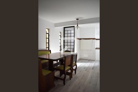 Casa para alugar com 340m², 6 quartos e 3 vagasSala de jantar