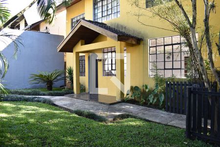 Casa para alugar com 340m², 6 quartos e 3 vagasQuintal
