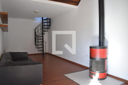 Sala 2 de casa para alugar com 6 quartos, 340m² em Ahú, Curitiba