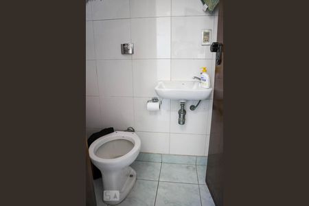 Apartamento à venda com 190m², 4 quartos e 3 vagasBanheiro de Serviço