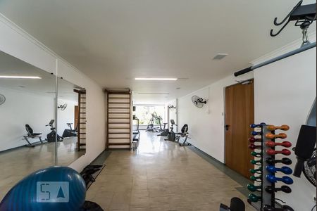 Apartamento à venda com 190m², 4 quartos e 3 vagasAcademia