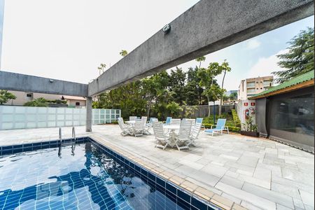 Apartamento à venda com 190m², 4 quartos e 3 vagasPiscina