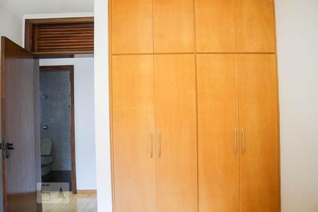 Apartamento à venda com 190m², 4 quartos e 3 vagasDormitório 3