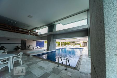 Apartamento à venda com 190m², 4 quartos e 3 vagasPiscina