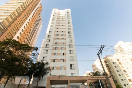 Apartamento para alugar com 64m², 2 quartos e 1 vagaFachada
