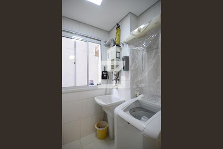 Apartamento para alugar com 64m², 2 quartos e 1 vagaÁrea de Serviço