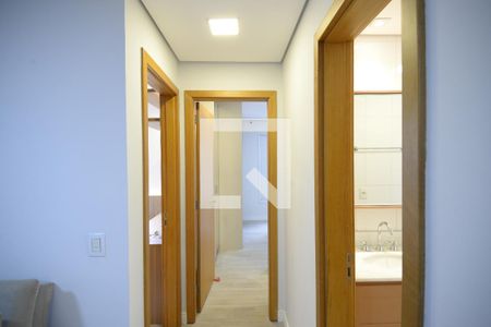 Apartamento para alugar com 64m², 2 quartos e 1 vagaCorredor