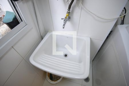 Apartamento para alugar com 64m², 2 quartos e 1 vagaÁrea de Serviço