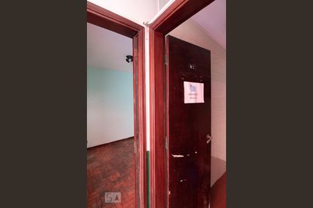 Casa à venda com 300m², 4 quartos e 3 vagasLavanderia - banheiro 