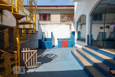 Casa à venda com 300m², 4 quartos e 3 vagasÁrea externa 