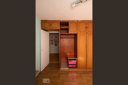 Casa à venda com 300m², 4 quartos e 3 vagasQuarto 1 