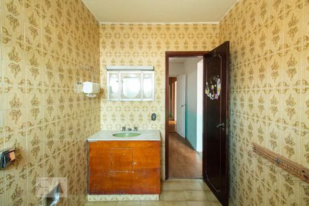 Casa à venda com 300m², 4 quartos e 3 vagasBanheiro da Suíte 2 