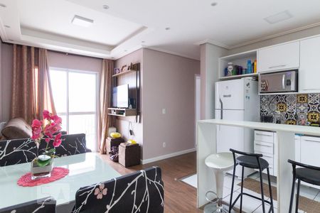 Sala de apartamento à venda com 3 quartos, 61m² em Novo Osasco, Osasco