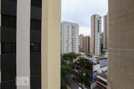 Apartamento para alugar com 58m², 1 quarto e 1 vagaVista