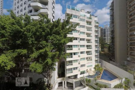 Vista de apartamento à venda com 2 quartos, 129m² em Real Parque, São Paulo