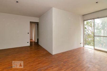 Sala de apartamento à venda com 3 quartos, 72m² em Jardim Londrina, São Paulo