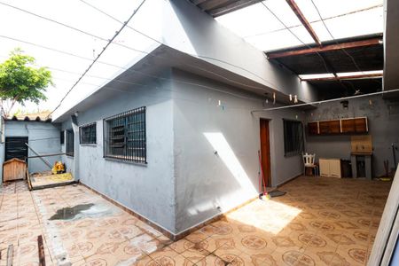 Casa à venda com 250m², 3 quartos e 2 vagasÁrea de Serviço