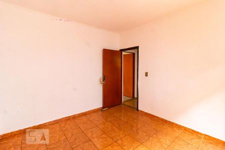 Casa à venda com 250m², 3 quartos e 2 vagasSuíte