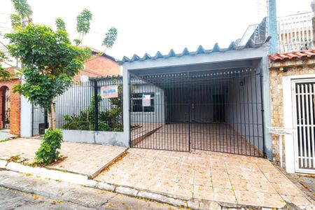 Casa à venda com 250m², 3 quartos e 2 vagasFachada
